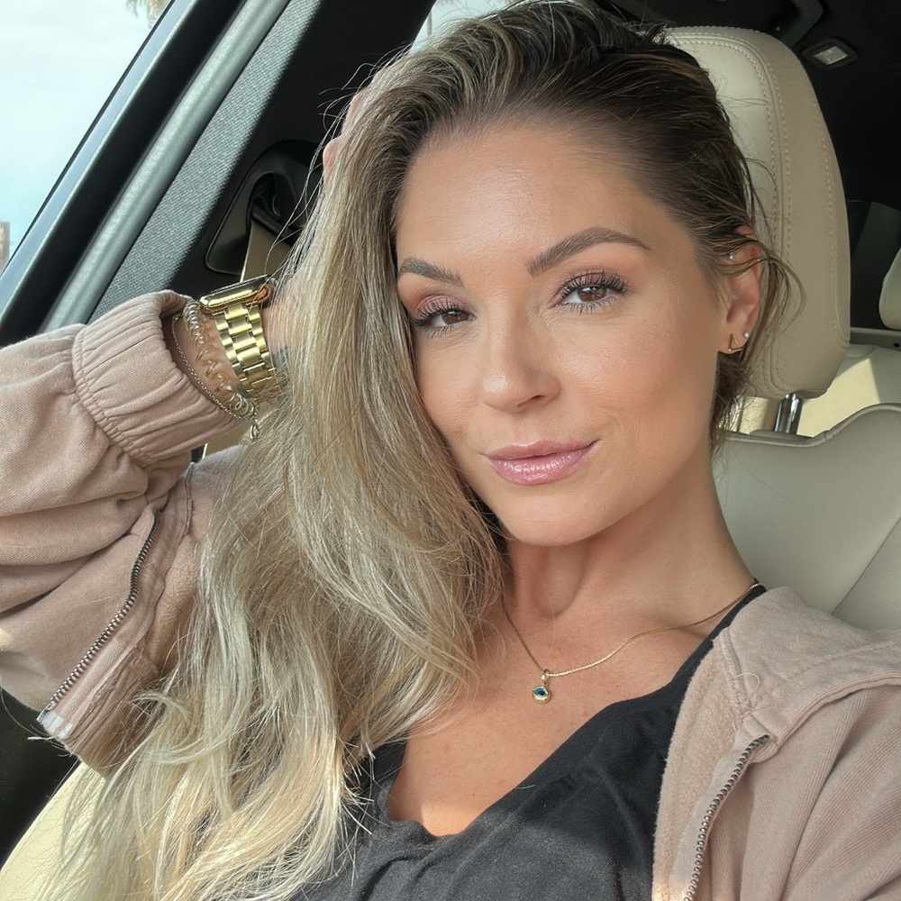 Meet your Posher, Maria